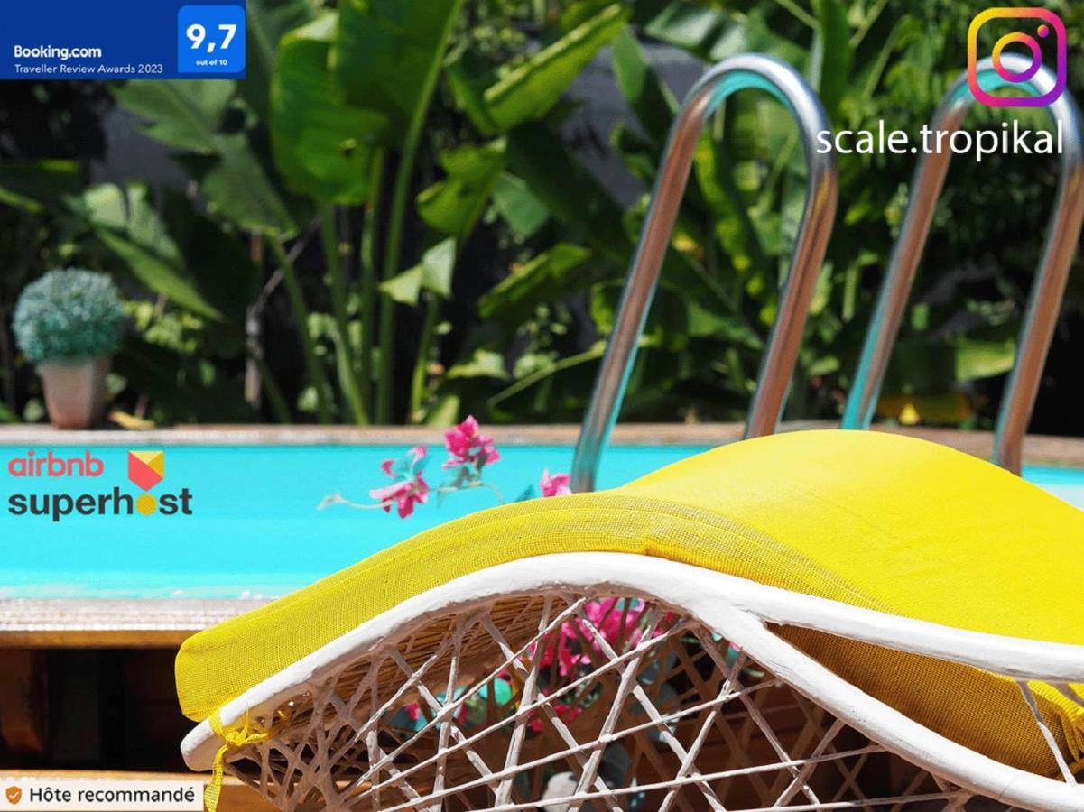 S'Cale Tropikal - Gite Cosy Avec Piscine Privee Petit-Canal エクステリア 写真